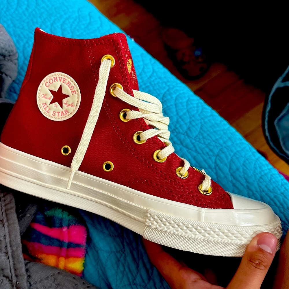 Chuck Taylor Retro 70s high top collectible sneaker